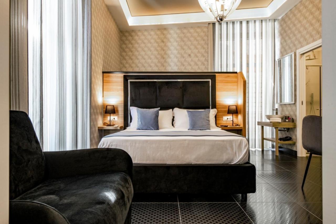 Luna Luxury Bed And Breakfast Napoli Bagian luar foto