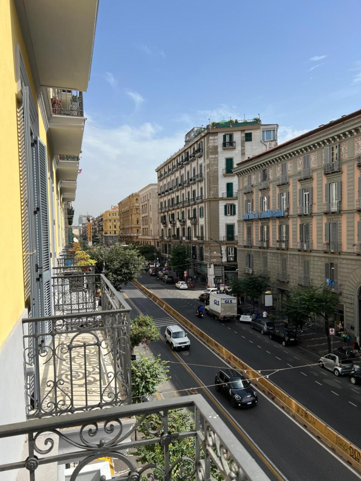 Luna Luxury Bed And Breakfast Napoli Bagian luar foto